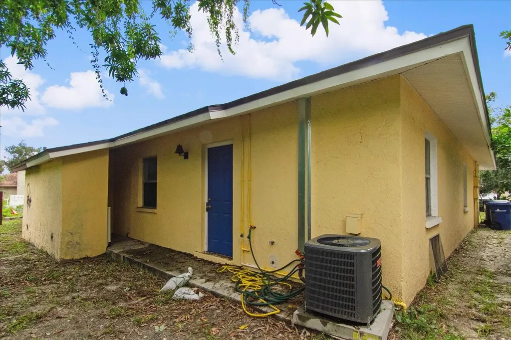 2228/2232 25th Street Sarasota FL 34234