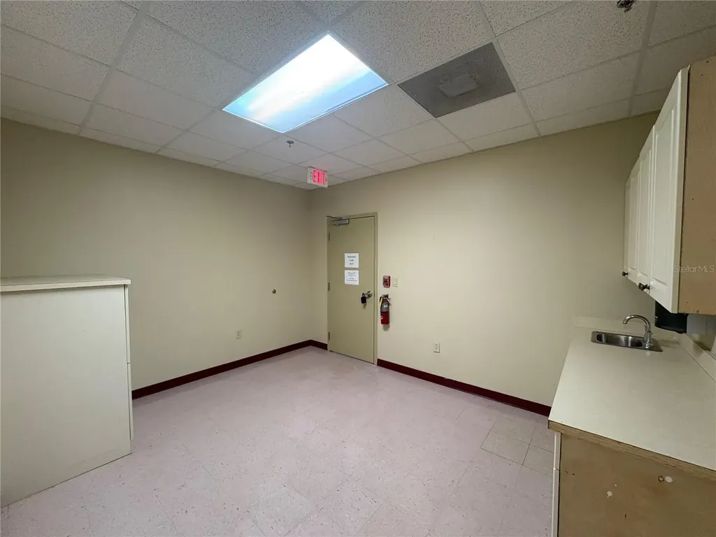 13250 N 56th Street Temple Terrace FL 33617