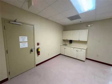 13250 N 56th Street Temple Terrace FL 33617