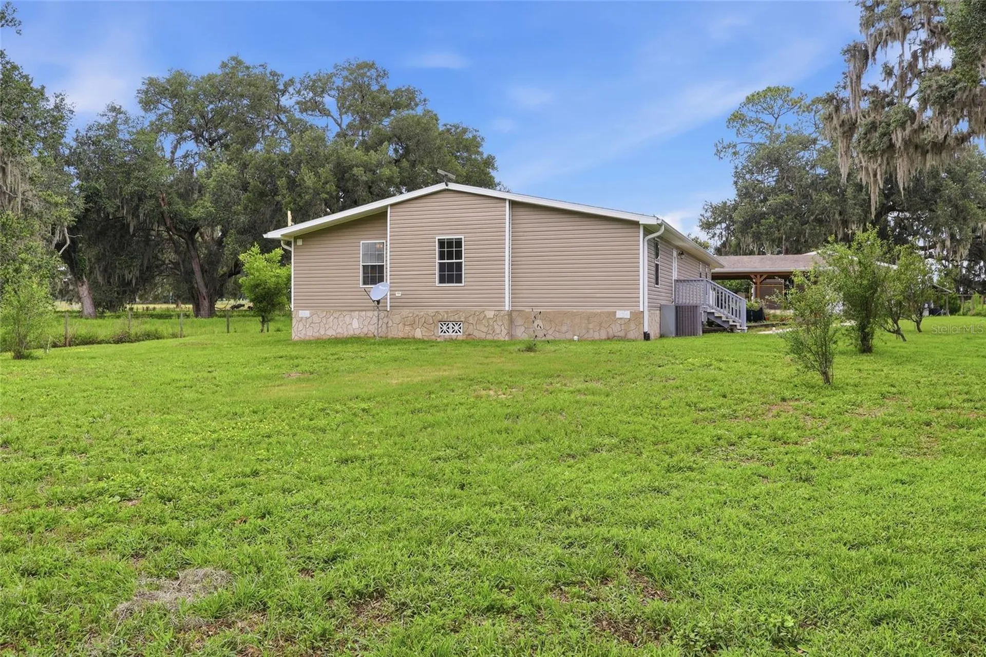 9468 Janmar Road Dade City FL 33525