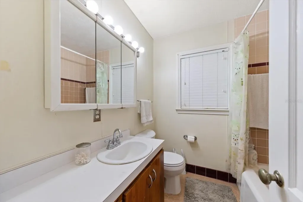 1730 50th Street N St Petersburg FL 33710