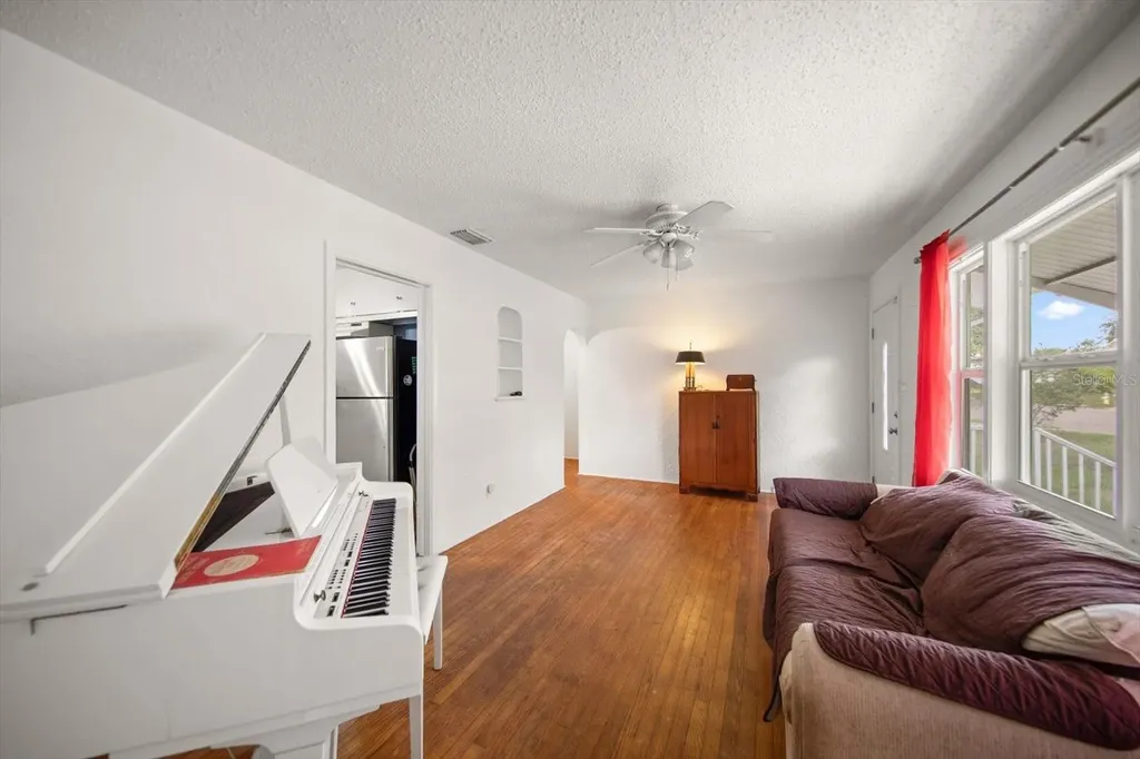 1730 50th Street N St Petersburg FL 33710