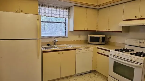 5920 80th Street N St Petersburg FL 33709