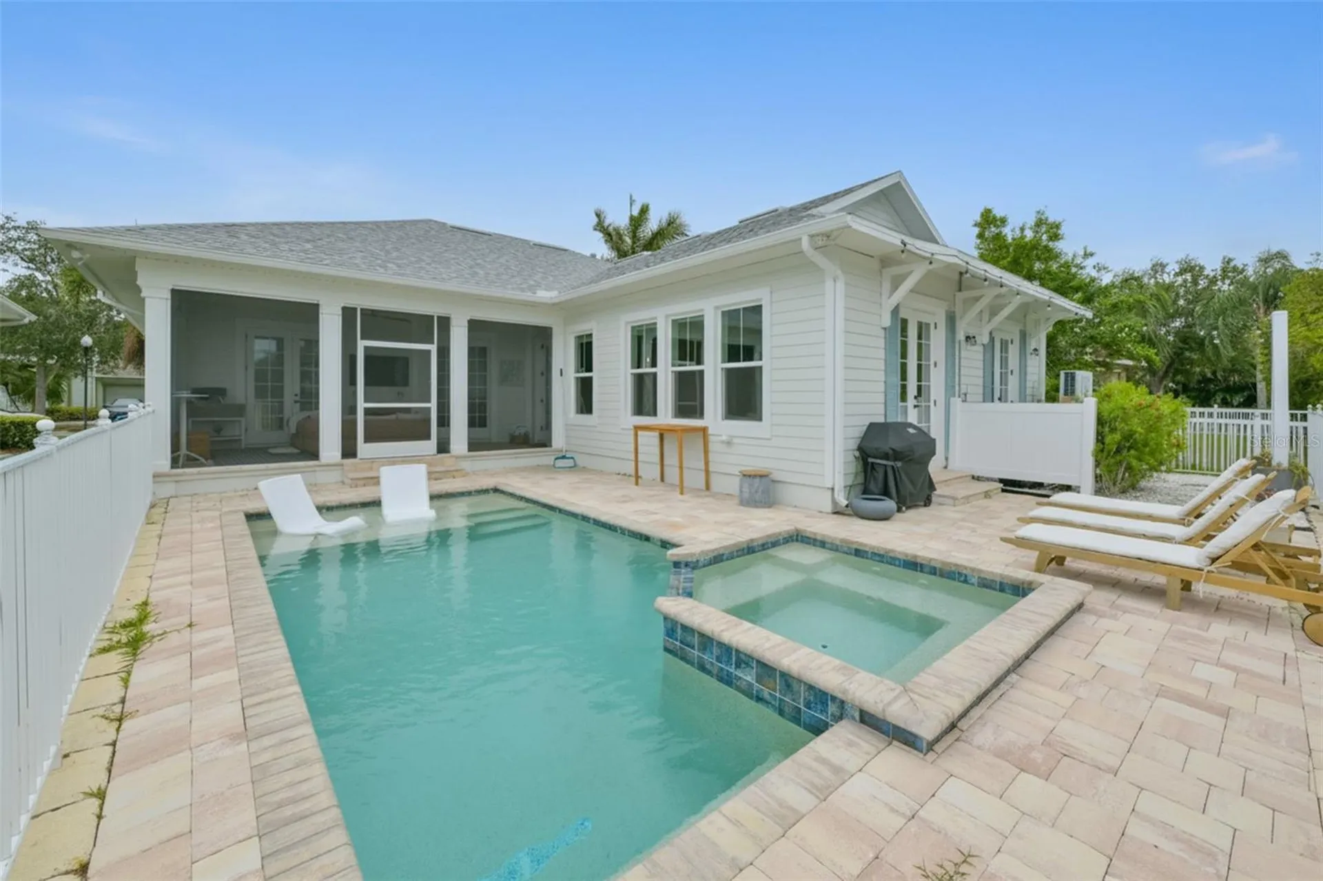 404 Islebay Drive Apollo Beach FL 33572