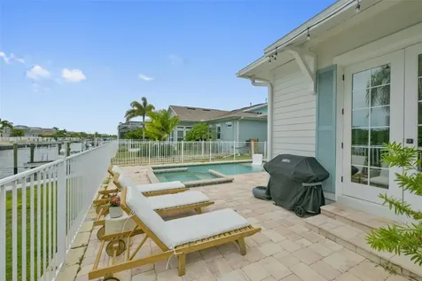 404 Islebay Drive Apollo Beach FL 33572