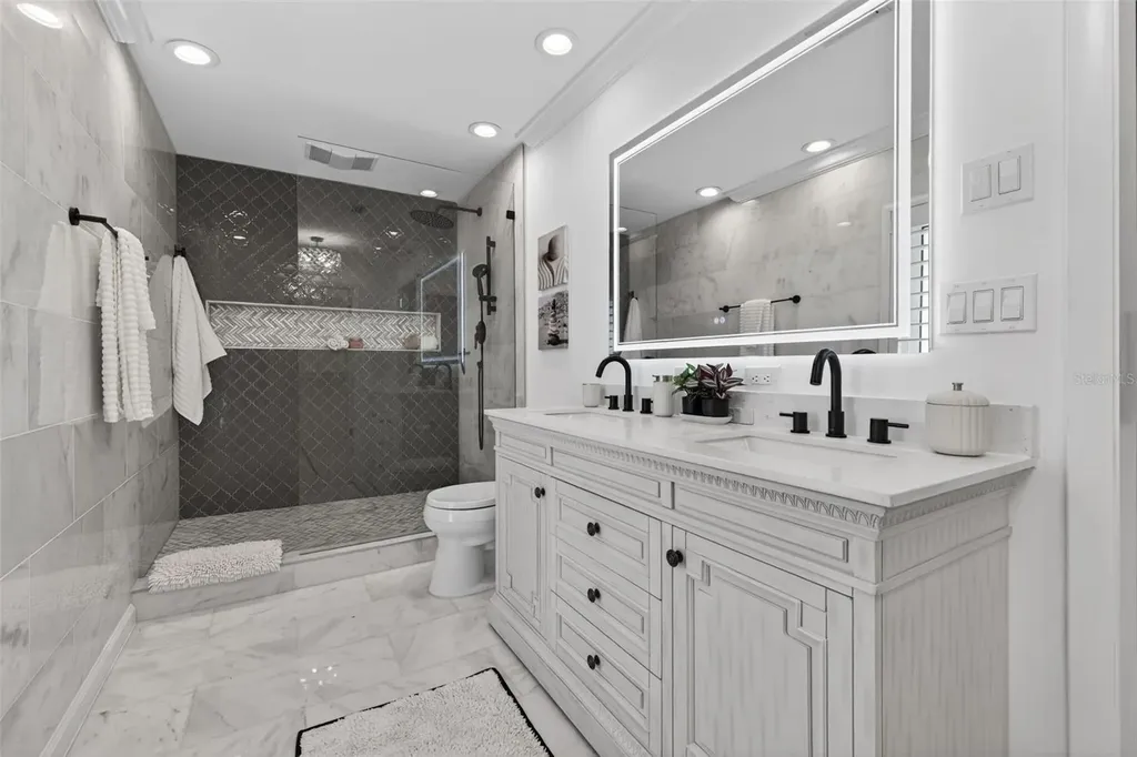 303 Roebling Road S Belleair FL 33756
