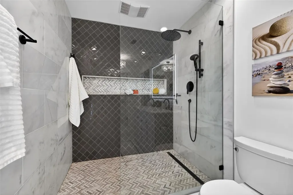 303 Roebling Road S Belleair FL 33756