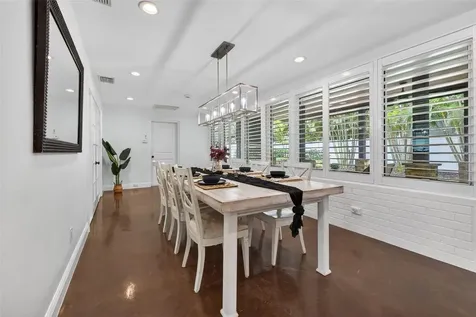 303 Roebling Road S Belleair FL 33756
