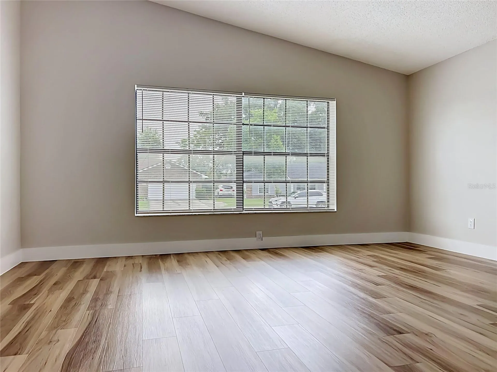 8646 Park Highland Drive Orlando FL 32818