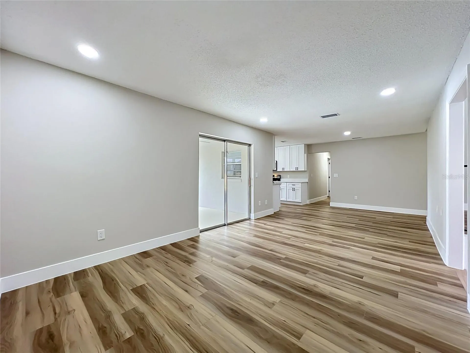 8646 Park Highland Drive Orlando FL 32818