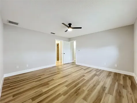 8646 Park Highland Drive Orlando FL 32818