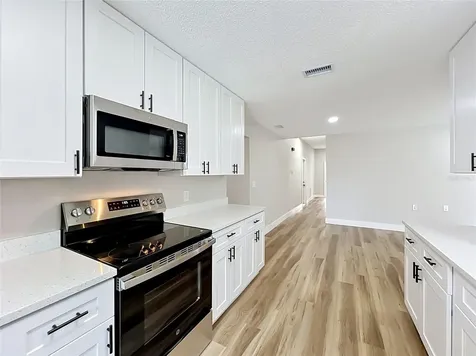8646 Park Highland Drive Orlando FL 32818
