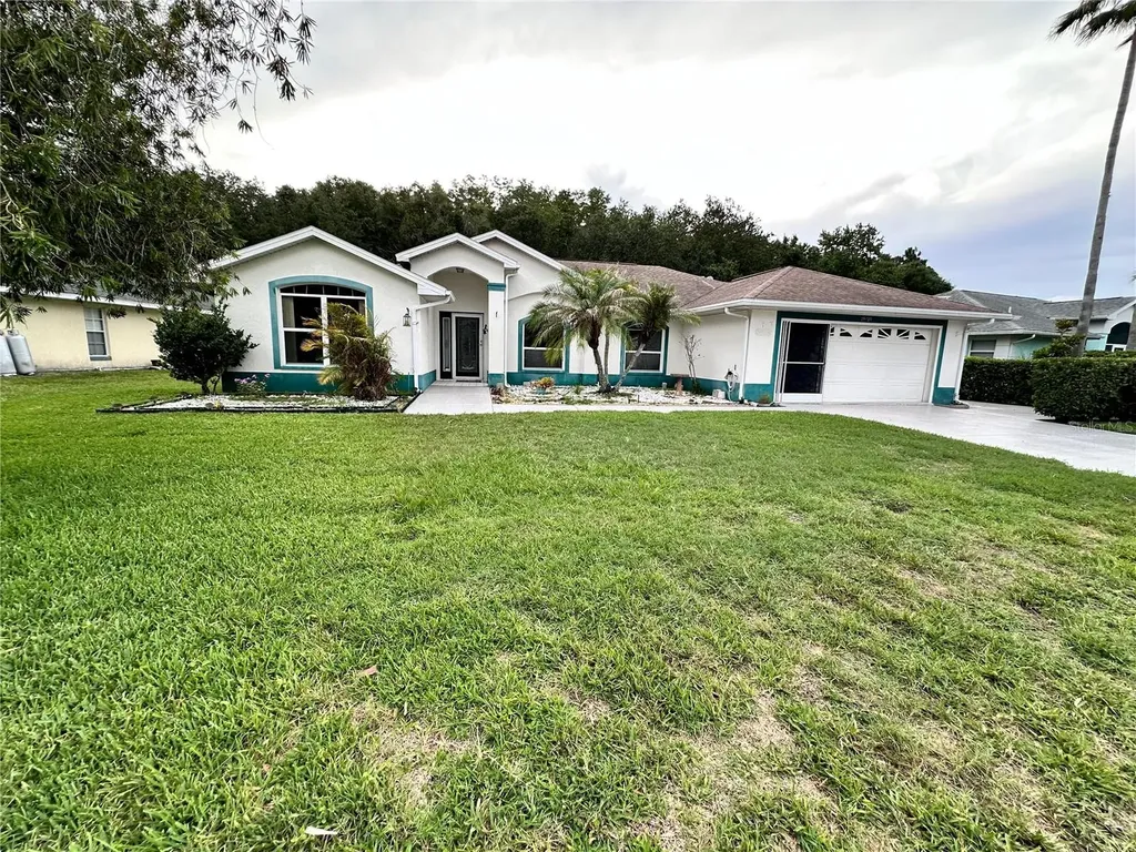 29439 Schinnecock Hills Lane San Antonio FL 33576