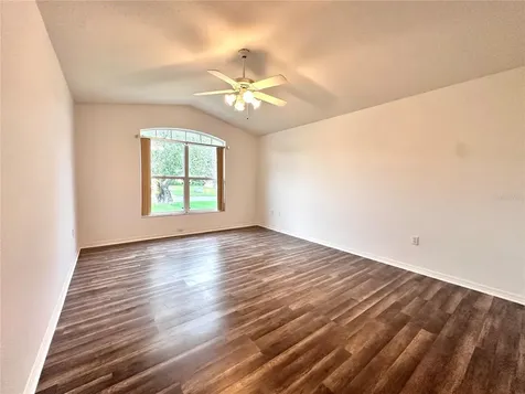 29439 Schinnecock Hills Lane San Antonio FL 33576