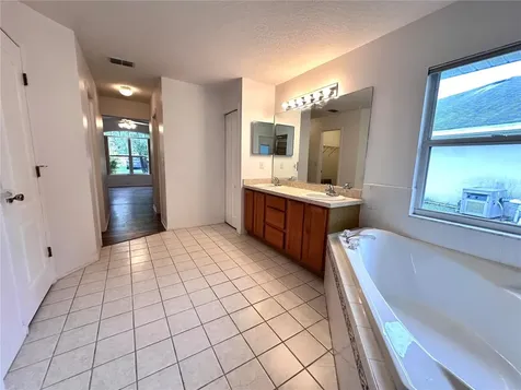 29439 Schinnecock Hills Lane San Antonio FL 33576