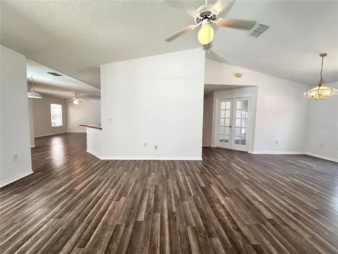 29439 Schinnecock Hills Lane San Antonio FL 33576
