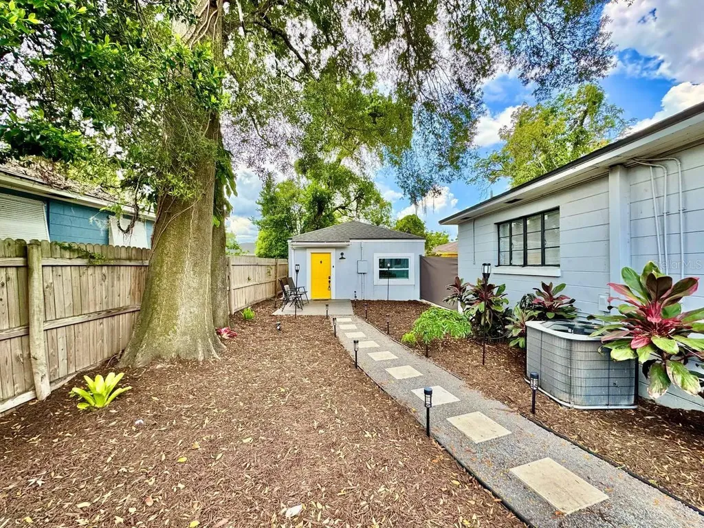 1803 E Frierson Avenue Tampa FL 33610