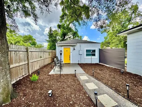 1803 E Frierson Avenue Tampa FL 33610