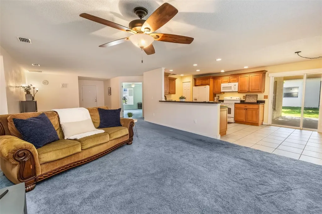 16 Slumber Path Palm Coast FL 32164