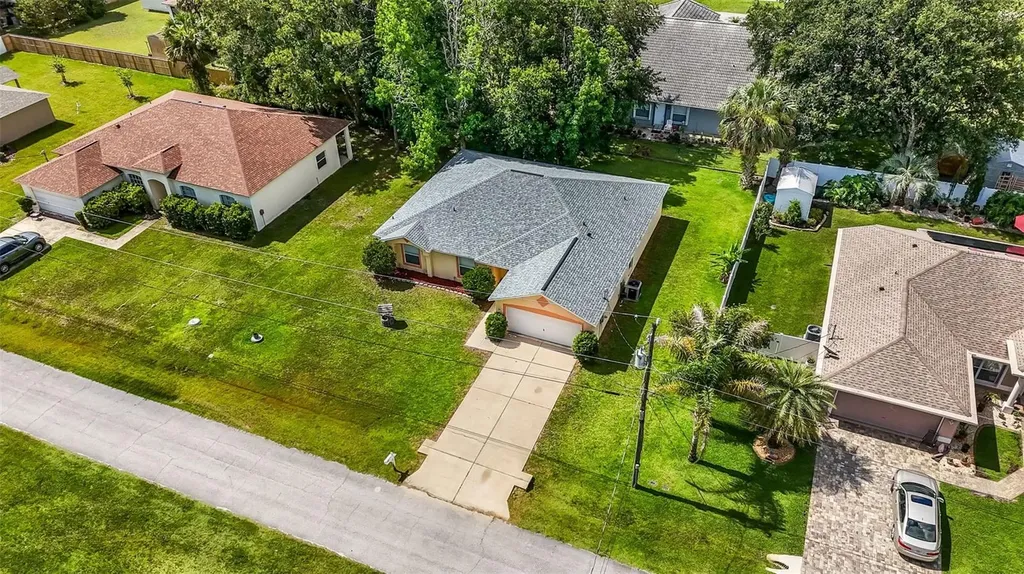 16 Slumber Path Palm Coast FL 32164