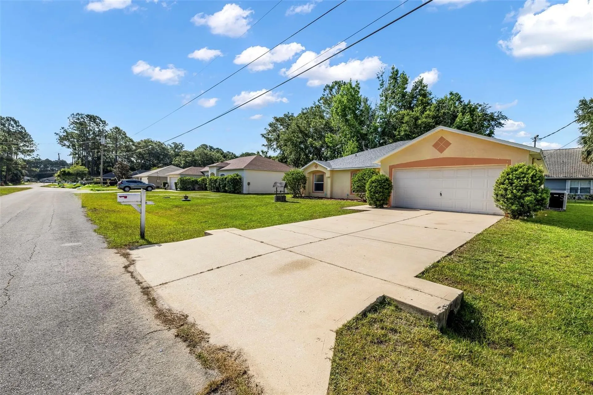 16 Slumber Path Palm Coast FL 32164