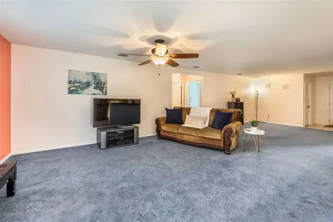 16 Slumber Path Palm Coast FL 32164