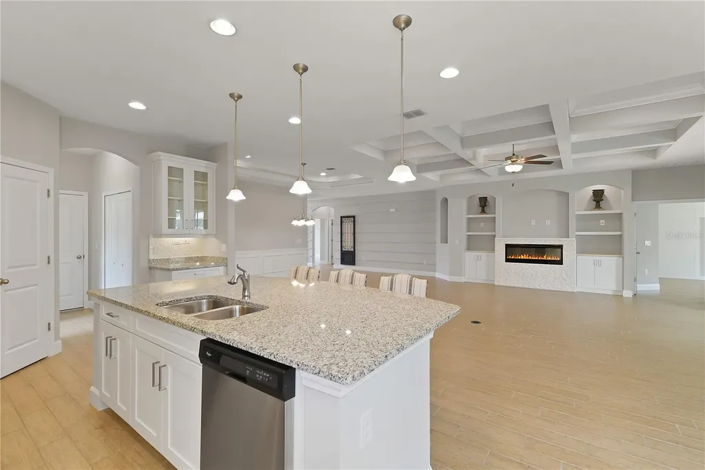 202 Messina Place Howey In The Hills FL 34737