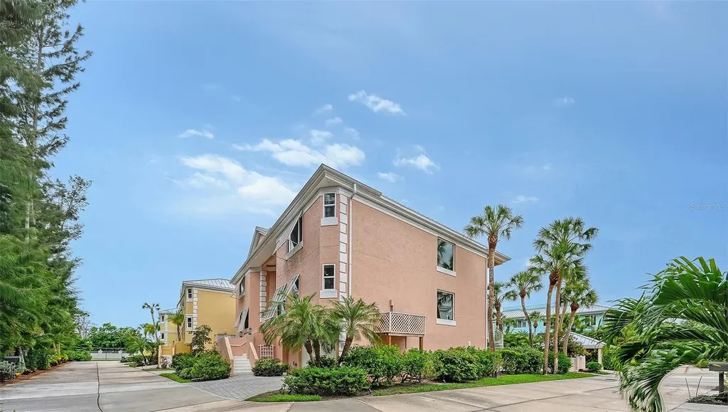 3942 Hamilton Club Circle Sarasota FL 34242