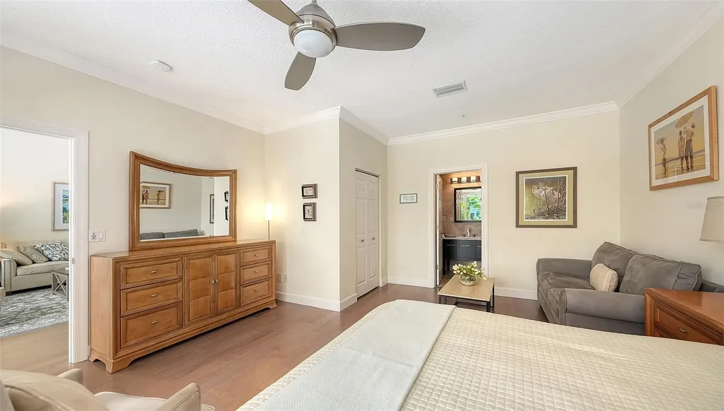 3942 Hamilton Club Circle Sarasota FL 34242