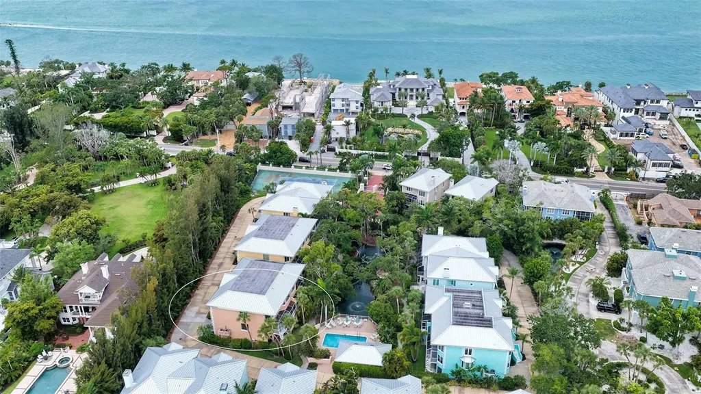 3942 Hamilton Club Circle Sarasota FL 34242