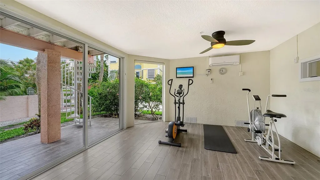 3942 Hamilton Club Circle Sarasota FL 34242