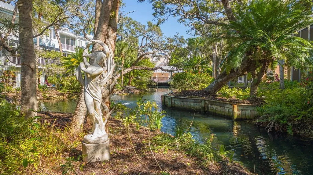 3942 Hamilton Club Circle Sarasota FL 34242