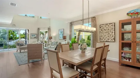 3942 Hamilton Club Circle Sarasota FL 34242