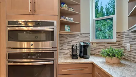 3942 Hamilton Club Circle Sarasota FL 34242