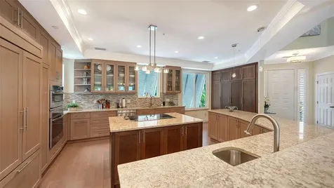 3942 Hamilton Club Circle Sarasota FL 34242