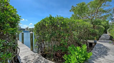 3942 Hamilton Club Circle Sarasota FL 34242