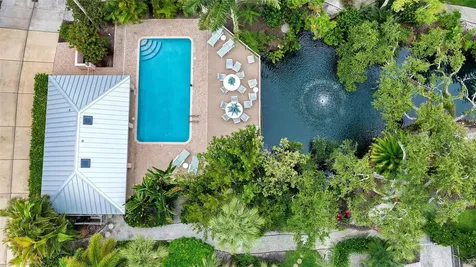 3942 Hamilton Club Circle Sarasota FL 34242