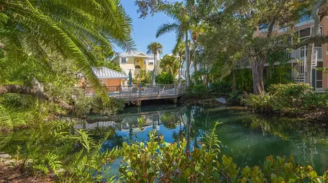 3942 Hamilton Club Circle Sarasota FL 34242