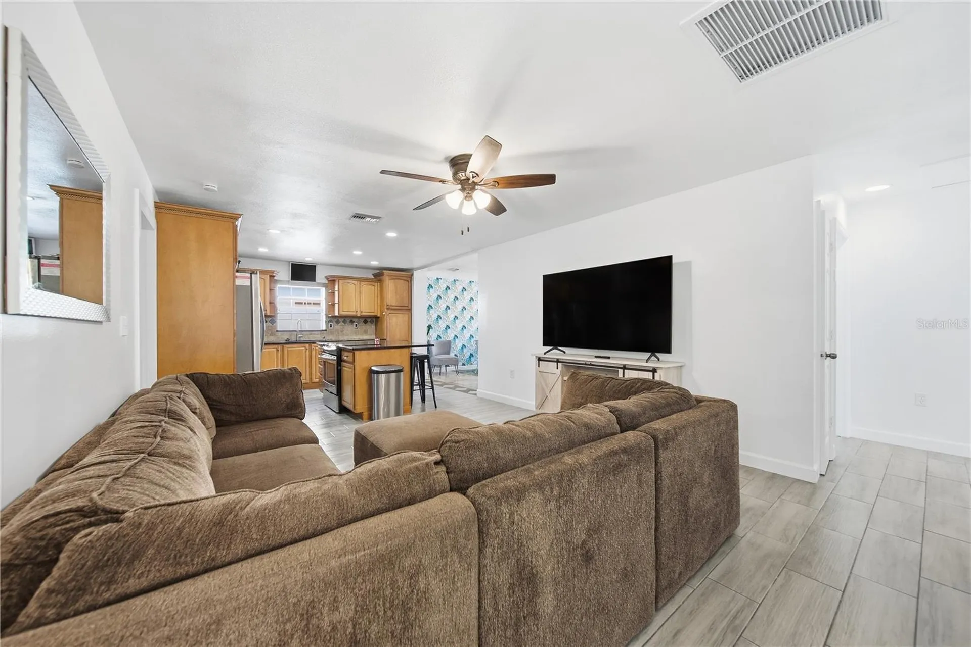6292 109th Avenue N Pinellas Park FL 33782