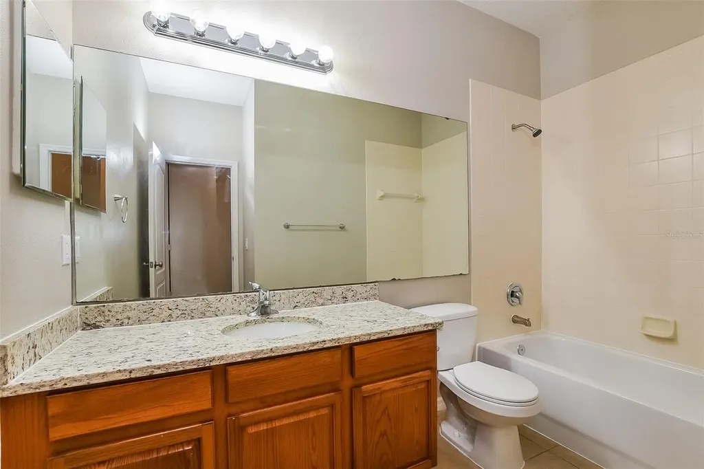 1221 Longville Circle Tavares FL 32778