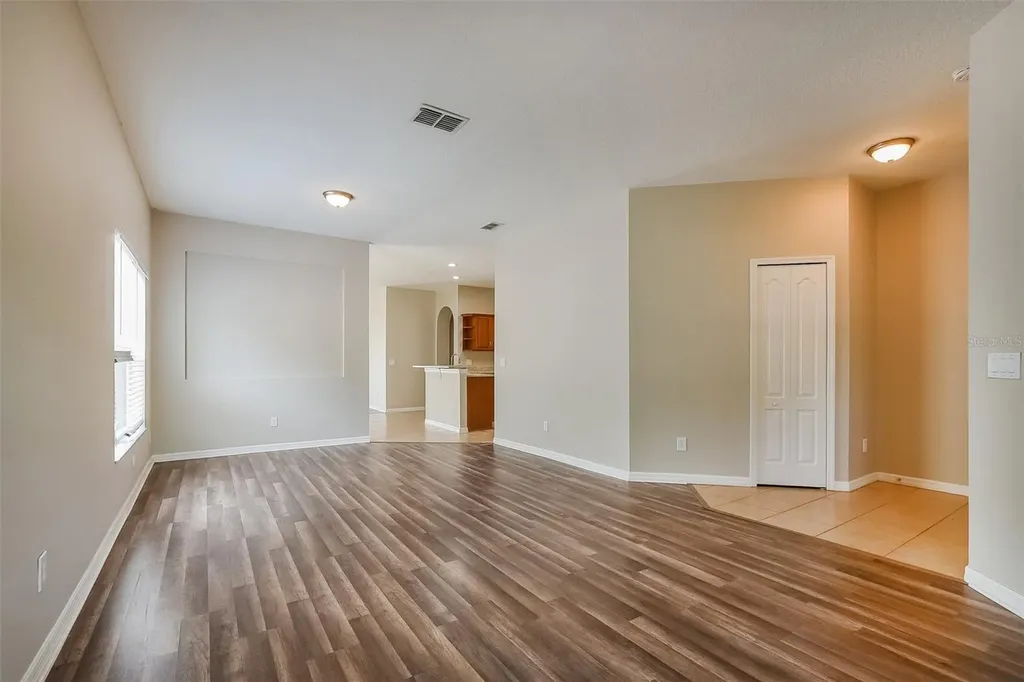 1221 Longville Circle Tavares FL 32778