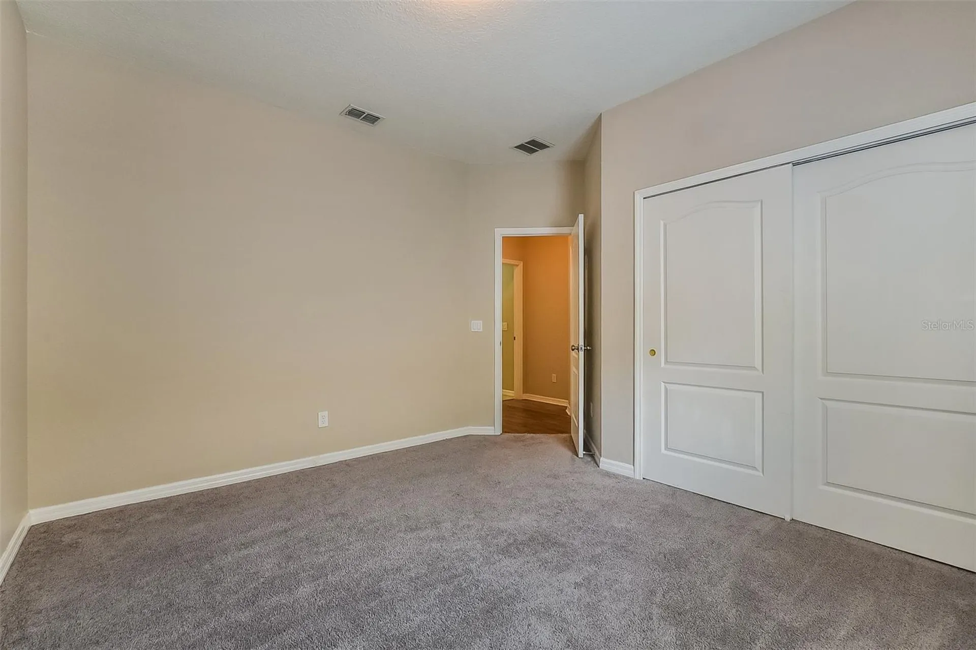 1221 Longville Circle Tavares FL 32778