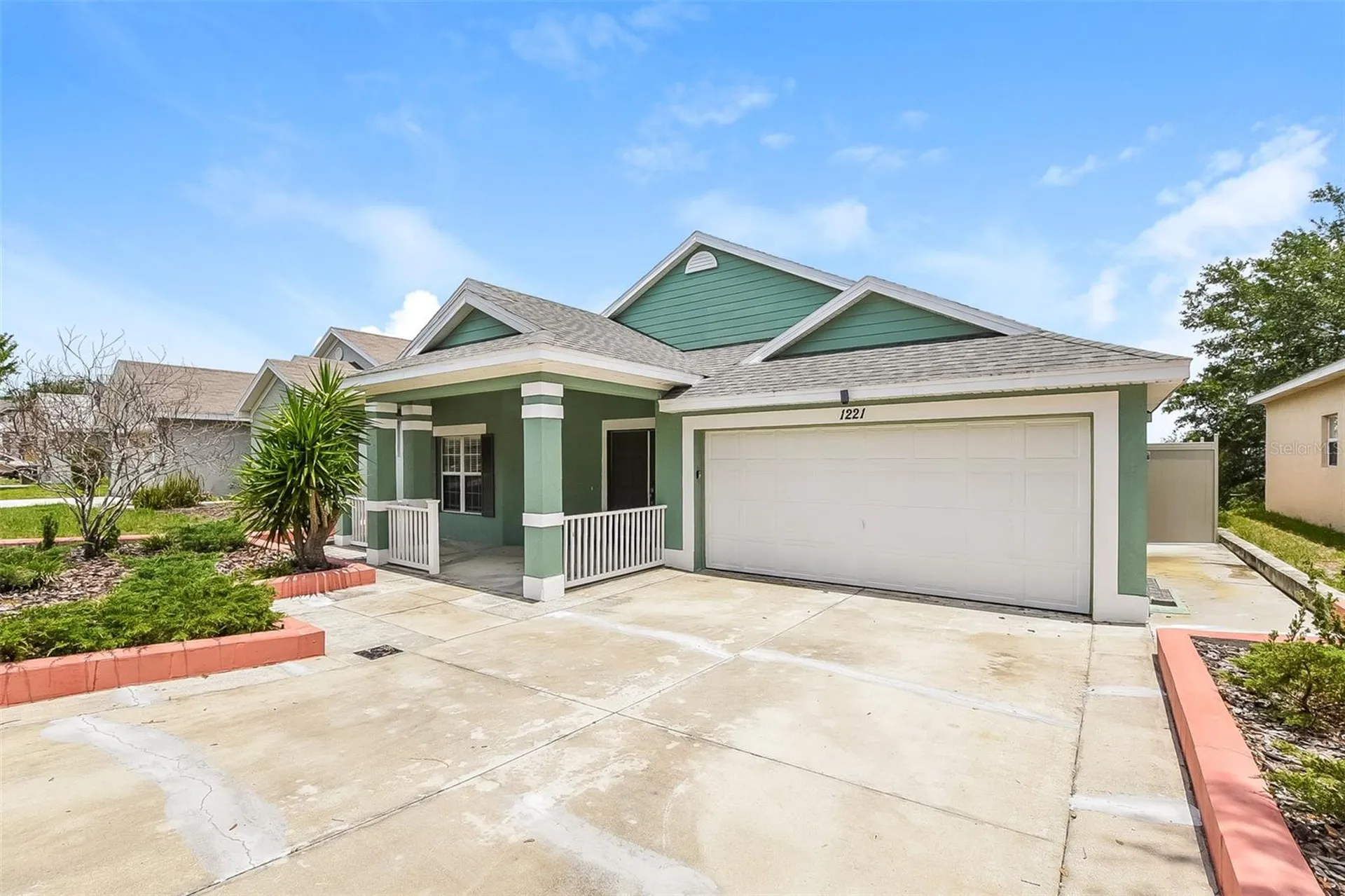 1221 Longville Circle Tavares FL 32778