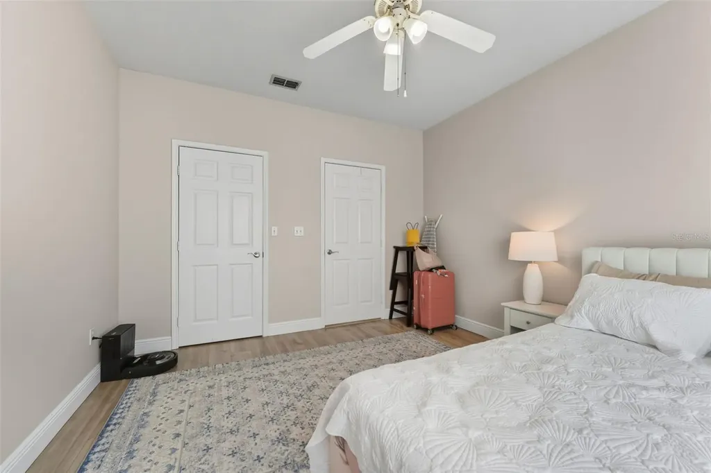 4333 Bayside Village Drive Tampa FL 33615