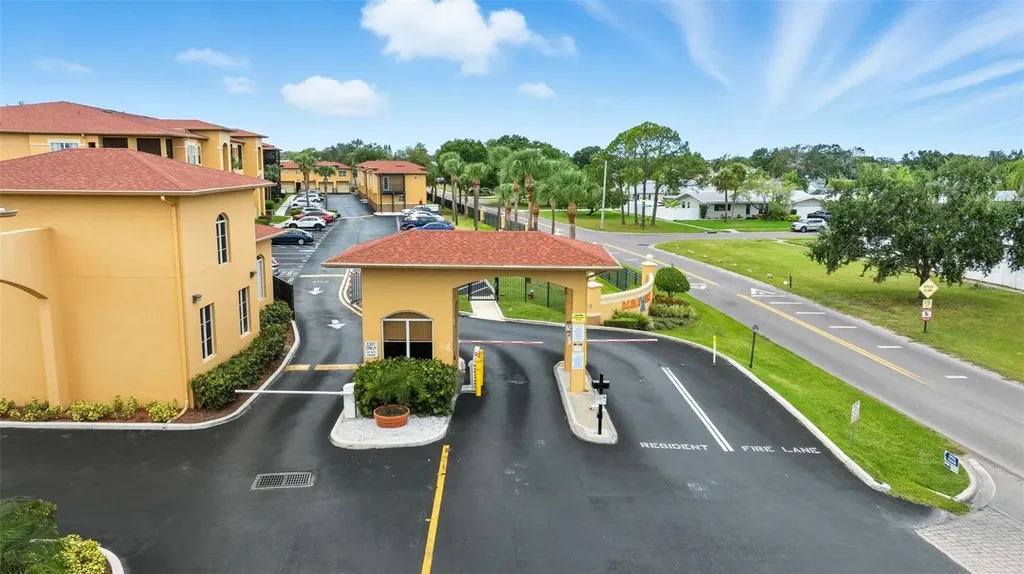 4333 Bayside Village Drive Tampa FL 33615