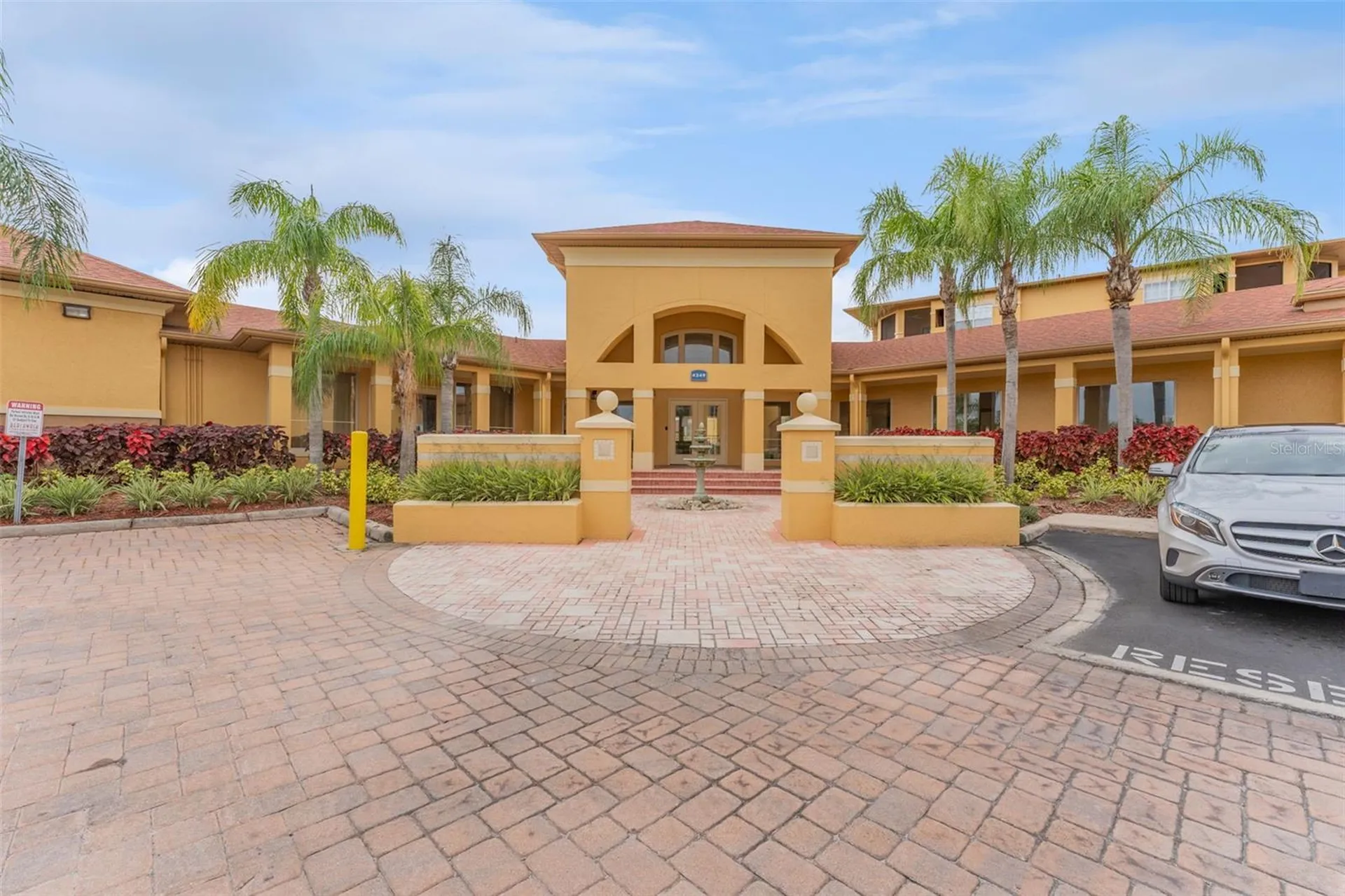 4333 Bayside Village Drive Tampa FL 33615