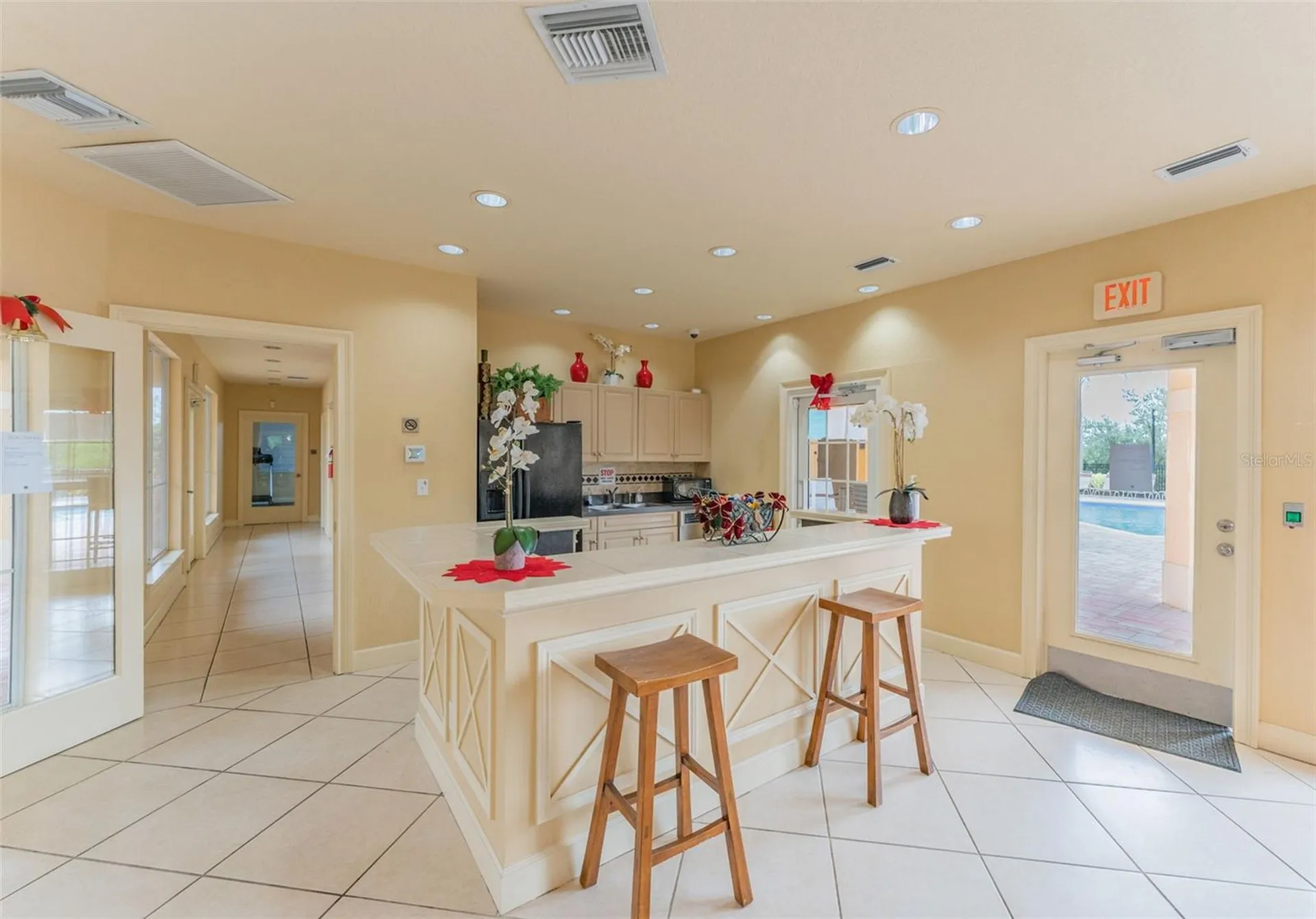 4333 Bayside Village Drive Tampa FL 33615