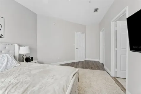 4333 Bayside Village Drive Tampa FL 33615