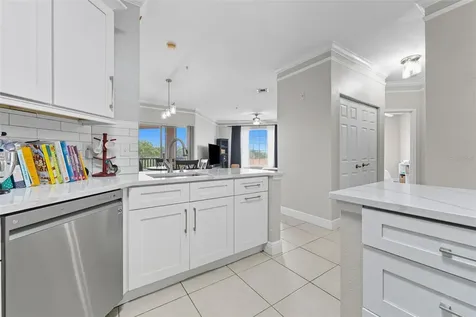 4333 Bayside Village Drive Tampa FL 33615