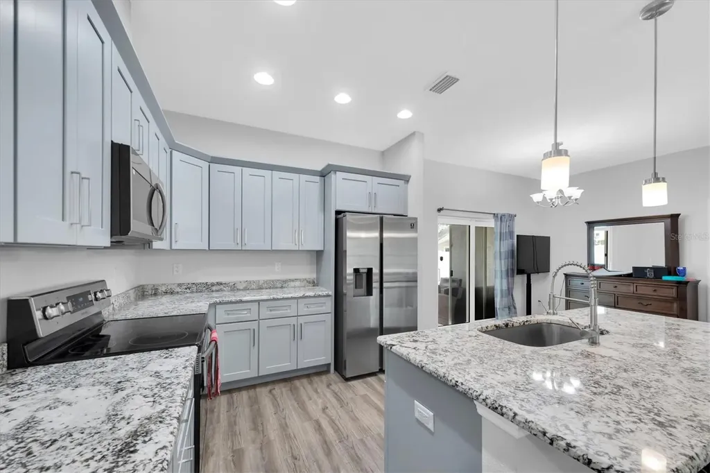 5876 78th Avenue N Pinellas Park FL 33781